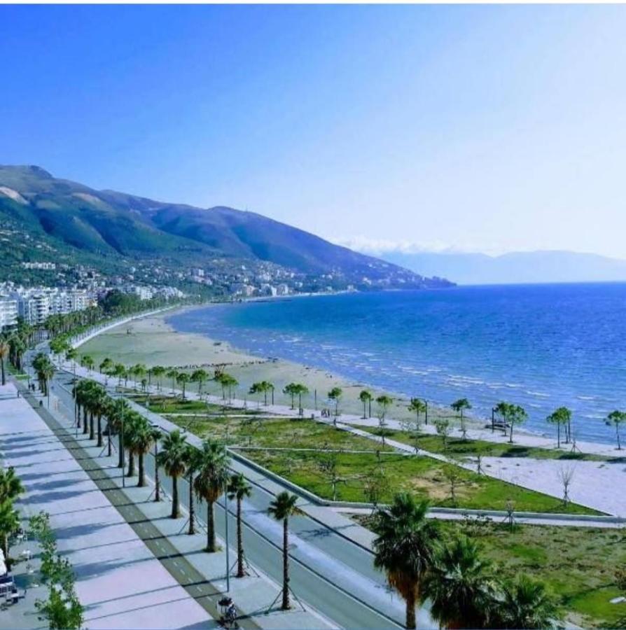 Grazioso Monolocale arredato a due passi dal lungomare Vlorë Esterno foto