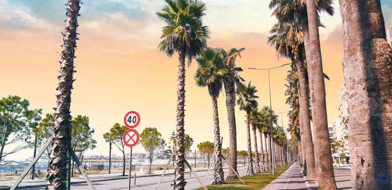 Grazioso Monolocale arredato a due passi dal lungomare Vlorë Esterno foto